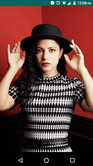 Emel Wallpaper Screenshot 0