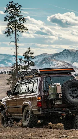 Toyota Land Cruiser Wallpaper Screenshot 3