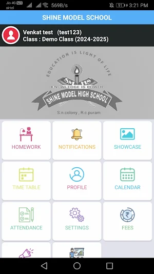 Shine Model School Screenshot 1