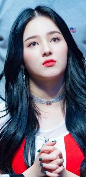 Nancy Momoland Wallpaper 4K HD Screenshot 2