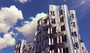 Skyscraper wallpapers Screenshot 1