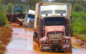 Mud Truck Driving Simulator 3d Screenshot 2