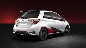 Toyota Yaris Wallpaper Screenshot 1