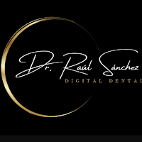Smyle Club By  Raul Sanchez
