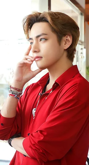 V (Kim Taehyung) Wallpapers Screenshot 2