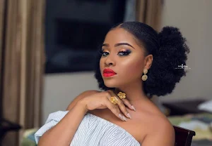 Adina Thembi Music Videos Screenshot 2