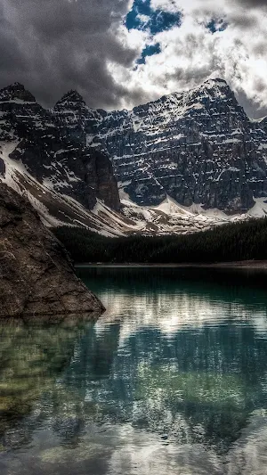 Iphone 14 Wallpapers (Offline) Screenshot 3