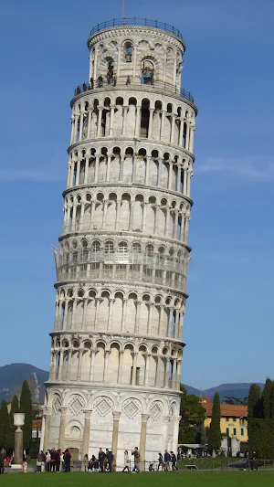 Leaning Tower of Pisa Screenshot 2