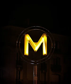 M Letter Wallpaper Screenshot 0