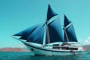 Boat Pinisi Wallpaper Screenshot 0