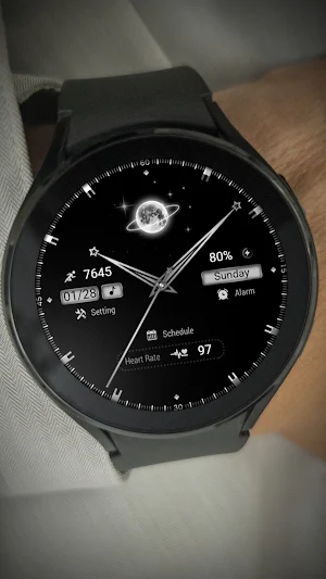 ZKin Watch Face Dynamic Planet Screenshot 3