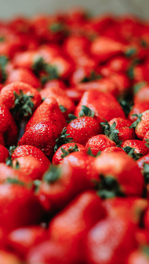 Strawberry Wallpaper Screenshot 0