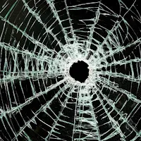 Broken Screen Wallpaper 4K HD