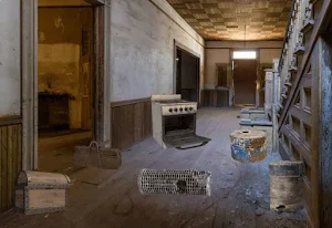Escap Room Abandoned Adventure Screenshot 1