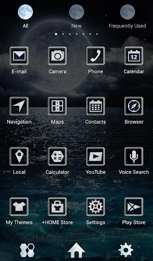 Full Moon Over the Sea Theme Screenshot 2