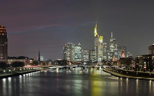 Frankfurt City Wallpaper HD Screenshot 3