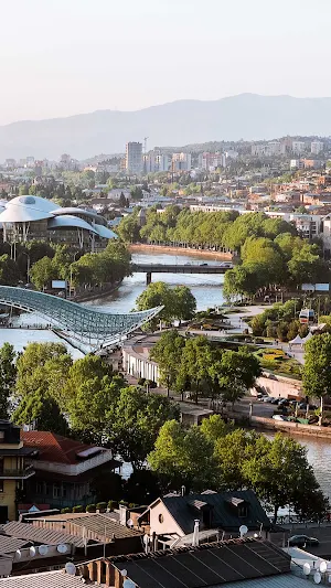 Tbilisi Wallpaper Screenshot 0