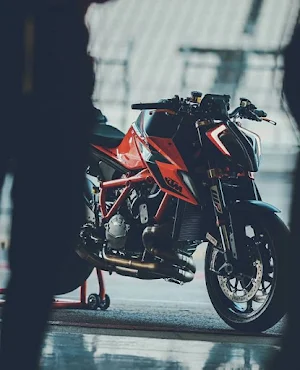 KTM 1290 Super Duke R Wallpapers Screenshot 3