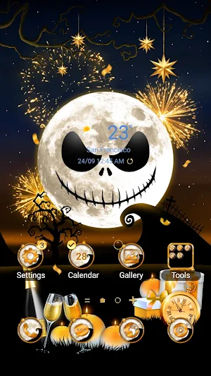 Spooky Gold Moon - Wallpaper Screenshot 0