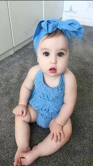 صور أطفال و بنات صغار حلوين Screenshot 0