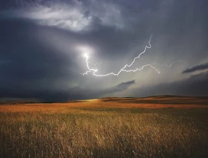 Storm wallpapers Screenshot 1