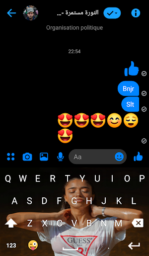 Sexy Girls Keyboard Emoji Screenshot 2