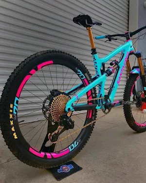 Santa Cruz Bicycles wallpapers Screenshot 2