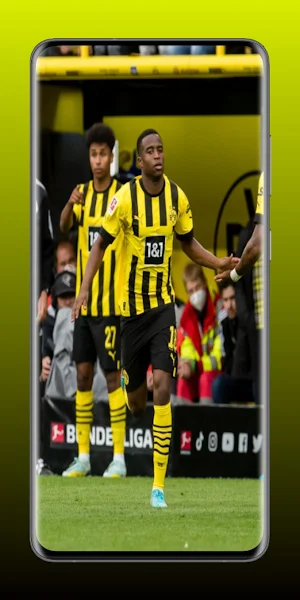 Moukoko 4K Wallpapers Screenshot 1