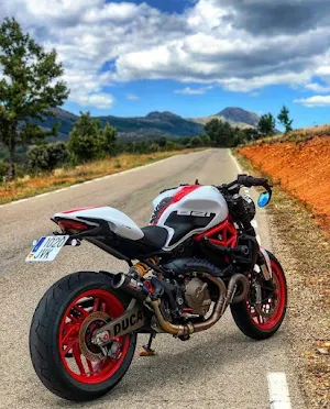 Ducati Monster 1200 Wallpapers Screenshot 0