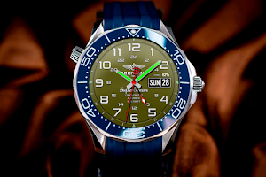 Breitling SuperOcean Watch Screenshot 2