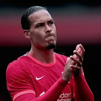 Virgil van Dijk 4K Wallpaper