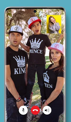 The Royalty Family Calling - Fake Video Call Screenshot 1