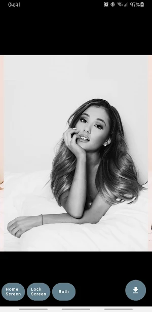 Ariana Grande Wallpaper Screenshot 3