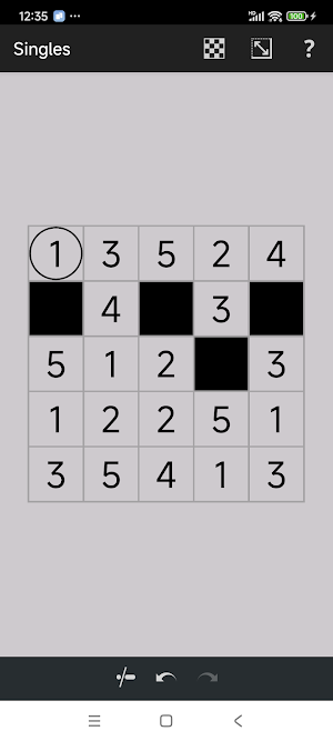 Singles — Color Black White Screenshot 2