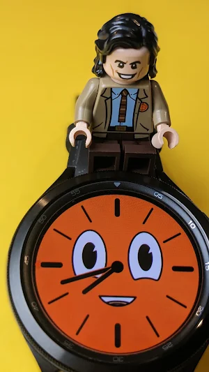 Miss Minutes Watch Face Screenshot 3
