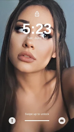 Ariana Grande Wallpaper 2023 Screenshot 3