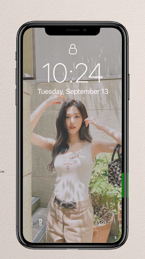 Twice Sana (사나) HD Wallpaper Screenshot 1