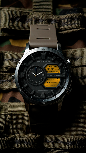 Hybrid Tech Watch Face Screenshot 3