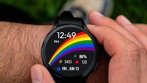 Rainbow Pride Watch Face Screenshot 0