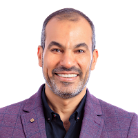 مصطفى فايز