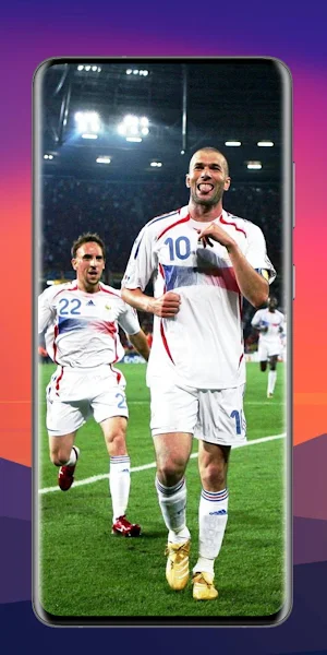Zinedine Zidane 4K Wallpaper Screenshot 2