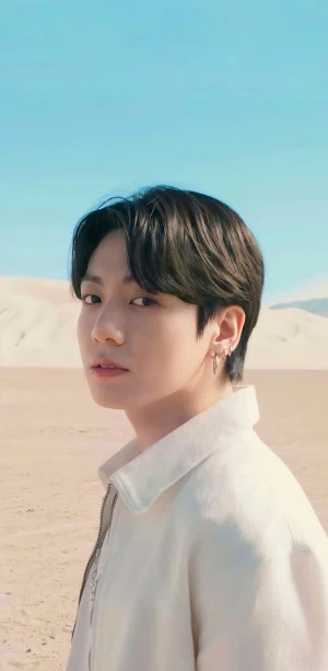 Jungkook Korean Wallpaper 4K Screenshot 0