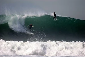 Surfing wallpapers Screenshot 0
