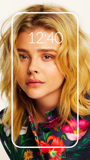 Chloe Moretz HD Wallpaper Screenshot 1