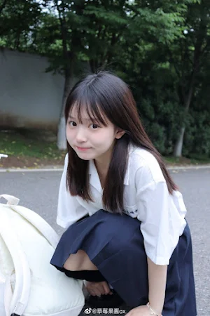 Japan School Girl Wallpaper HD Screenshot 0