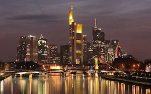 Frankfurt City Wallpaper HD Screenshot 2