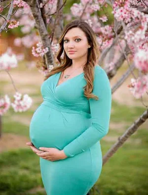 Maternity Outfits Ideas Screenshot 0