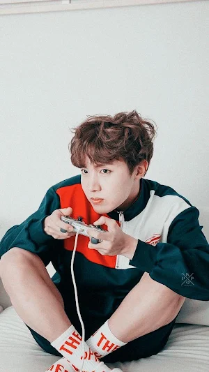 BTS J-Hope Wallpaper - Jhope Wallpapers Kpop HD 4K Screenshot 1
