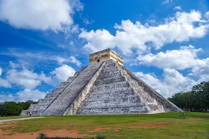 Pyramids wallpapers Screenshot 0