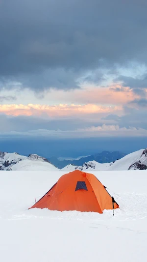 Winter Camping Wallpaper Screenshot 0